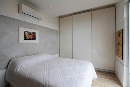 Apartamento à venda com 154m², 3 quartos e 2 vagasSuíte