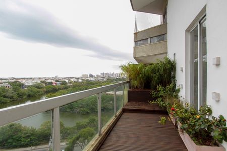 Apartamento à venda com 154m², 3 quartos e 2 vagasVaranda da Suíte