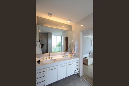 Apartamento à venda com 154m², 3 quartos e 2 vagasBanheiro da Suíte