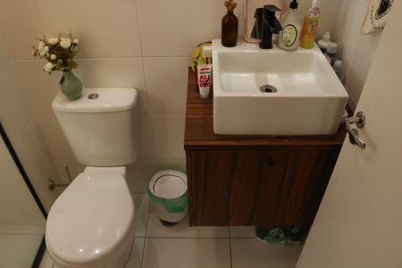 Apartamento à venda com 31m², 1 quarto e sem vagaBanheiro da Suíte