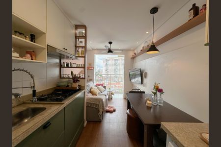 Sala/Cozinha de apartamento à venda com 1 quarto, 31m² em Barra Funda, São Paulo