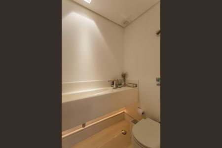 Lavabo de apartamento à venda com 3 quartos, 247m² em Jardim Luzitania, São Paulo