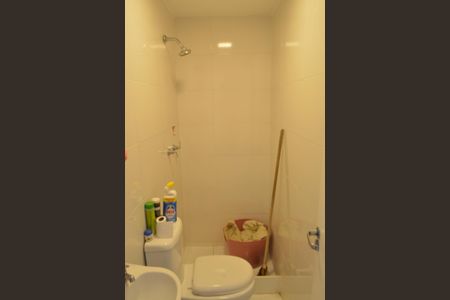 Apartamento à venda com 147m², 4 quartos e 1 vaga Apartamento à venda com 147m², 4 quartos e 1 vagaBanheiro de Serviço