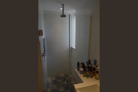 Apartamento à venda com 147m², 4 quartos e 1 vaga Apartamento à venda com 147m², 4 quartos e 1 vagaBanheiro