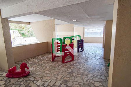 Apartamento à venda com 147m², 4 quartos e 1 vaga Apartamento à venda com 147m², 4 quartos e 1 vagaÁrea comum - Playground