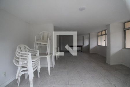 Apartamento à venda com 147m², 4 quartos e 1 vaga Apartamento à venda com 147m², 4 quartos e 1 vagaÁrea comum - Salão de festas