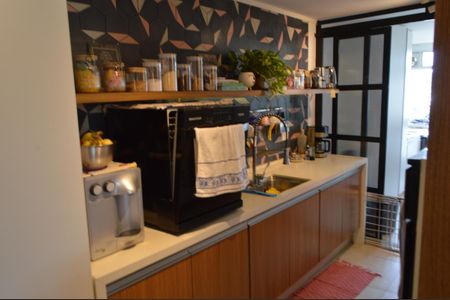 Apartamento à venda com 147m², 4 quartos e 1 vaga Apartamento à venda com 147m², 4 quartos e 1 vagaCozinha