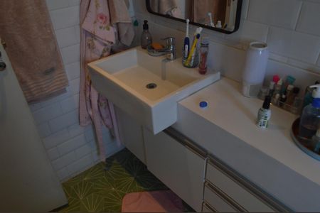 Apartamento à venda com 147m², 4 quartos e 1 vaga Apartamento à venda com 147m², 4 quartos e 1 vagaBanheiro da Suíte