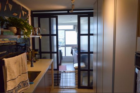 Apartamento à venda com 147m², 4 quartos e 1 vaga Apartamento à venda com 147m², 4 quartos e 1 vagaÁrea de Serviço