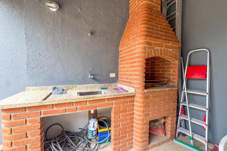 Casa à venda com 212m², 3 quartos e 4 vagasChurrasqueira