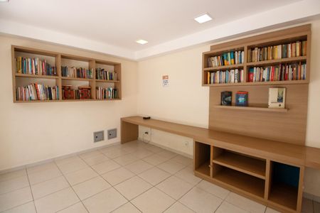 Apartamento à venda com 64m², 3 quartos e 1 vagaÁrea comum