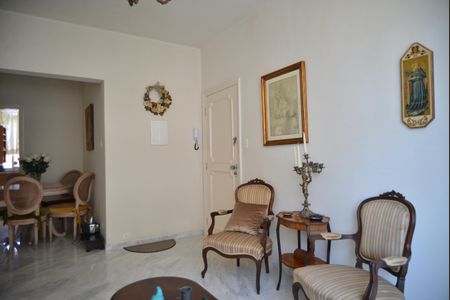 Apartamento para alugar com 94m², 2 quartos e sem vagaSala