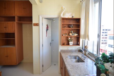Apartamento para alugar com 94m², 2 quartos e sem vagaCozinha