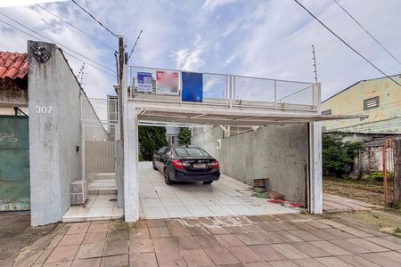 Casa à venda com 244m², 5 quartos e 4 vagasFachada