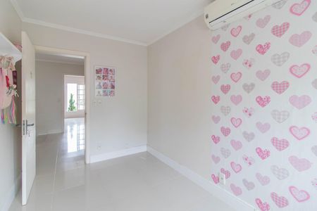 Casa à venda com 244m², 5 quartos e 4 vagasQuarto 1