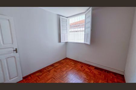 Casa à venda com 163m², 6 quartos e 3 vagas Casa à venda com 163m², 6 quartos e 3 vagasQuarto 1