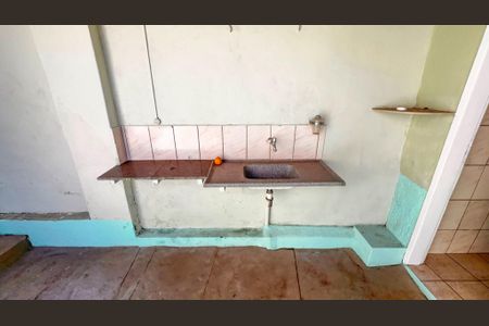 Casa à venda com 163m², 6 quartos e 3 vagas Casa à venda com 163m², 6 quartos e 3 vagasÁrea de Serviço