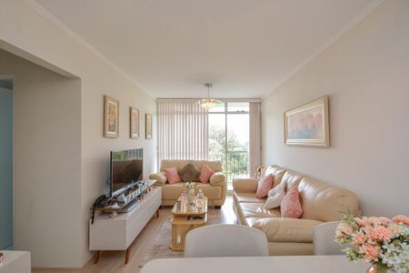 Sala de apartamento à venda com 2 quartos, 60m² em Vila Sofia, São Paulo