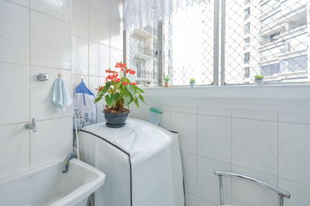Apartamento à venda com 60m², 2 quartos e 1 vagaÁrea de Serviço