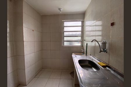 Apartamento à venda com 43m², 2 quartos e sem vaga Apartamento à venda com 43m², 2 quartos e sem vagaCozinha e Área de Serviço