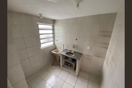 Apartamento à venda com 43m², 2 quartos e sem vaga Apartamento à venda com 43m², 2 quartos e sem vagaCozinha e Área de Serviço