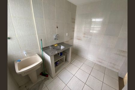 Apartamento à venda com 43m², 2 quartos e sem vaga Apartamento à venda com 43m², 2 quartos e sem vagaCozinha e Área de Serviço