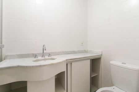 Apartamento para alugar com 60m², 2 quartos e 1 vaga Apartamento para alugar com 60m², 2 quartos e 1 vagaBanheiro da Suíte
