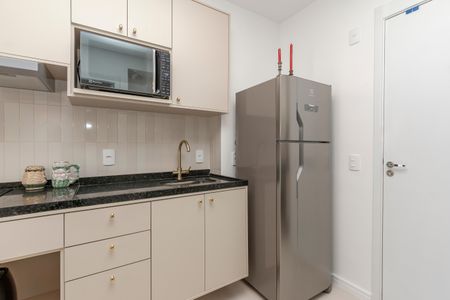 Sala/Cozinha de apartamento para alugar com 1 quarto, 27m² em Campo Belo, São Paulo