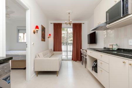 Sala/Cozinha de apartamento para alugar com 1 quarto, 27m² em Campo Belo, São Paulo
