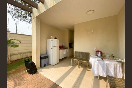 Apartamento para alugar com 44m², 2 quartos e 1 vagaÁrea comum - Churrasqueira