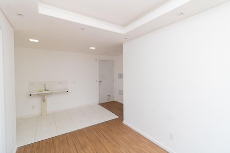 Sala de apartamento para alugar com 2 quartos, 44m² em Vila Sabrina, São Paulo