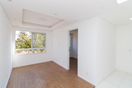 Sala de apartamento para alugar com 2 quartos, 44m² em Vila Sabrina, São Paulo