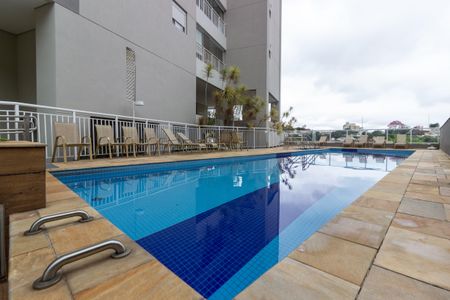 Apartamento à venda com 84m², 2 quartos e 2 vagasÁrea comum - Piscina