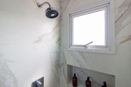 Apartamento à venda com 84m², 2 quartos e 2 vagasBanheiro