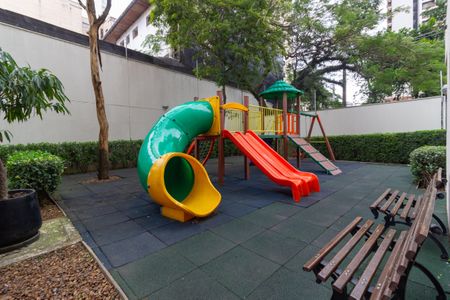 Apartamento à venda com 84m², 2 quartos e 2 vagasÁrea comum - Playground