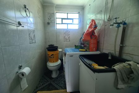 Casa à venda com 151m², 3 quartos e 2 vagas Casa à venda com 151m², 3 quartos e 2 vagasBanheiro da Suíte