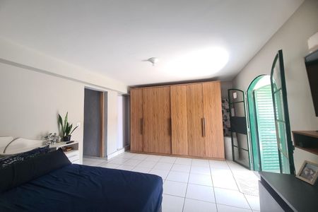 Casa à venda com 151m², 3 quartos e 2 vagas Casa à venda com 151m², 3 quartos e 2 vagasSuíte