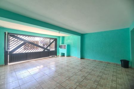 Casa à venda com 151m², 3 quartos e 2 vagas Casa à venda com 151m², 3 quartos e 2 vagasGaragem