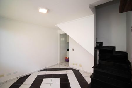 Sala de casa para alugar com 2 quartos, 50m² em Jardim do Papai, Guarulhos