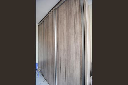 Apartamento à venda com 82m², 3 quartos e 3 vagas Apartamento à venda com 82m², 3 quartos e 3 vagasQuarto 2