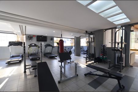 Apartamento para alugar com 127m², 4 quartos e 2 vagas Apartamento para alugar com 127m², 4 quartos e 2 vagasÁrea comum - Academia