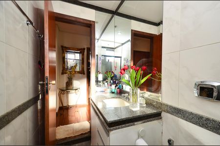 Apartamento para alugar com 127m², 4 quartos e 2 vagas Apartamento para alugar com 127m², 4 quartos e 2 vagasBanheiro Social