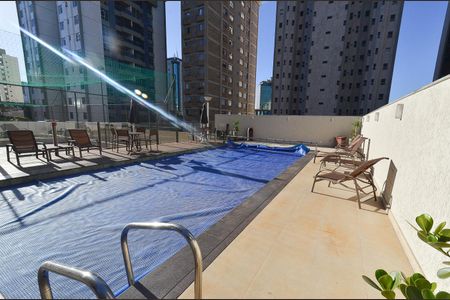 Apartamento para alugar com 127m², 4 quartos e 2 vagas Apartamento para alugar com 127m², 4 quartos e 2 vagasÁrea comum - Piscina