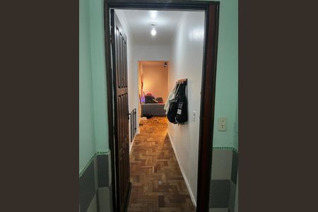 Apartamento à venda com 100m², 2 quartos e sem vagaSala