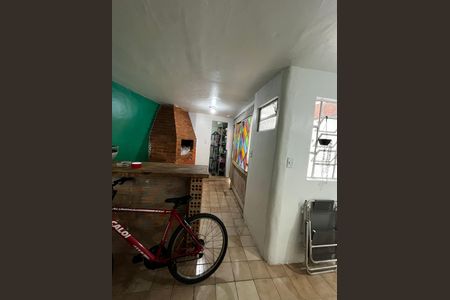 Apartamento à venda com 100m², 2 quartos e sem vagaÁrea externa