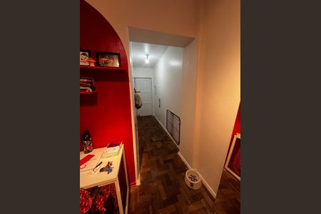 Apartamento à venda com 100m², 2 quartos e sem vagaCorredor