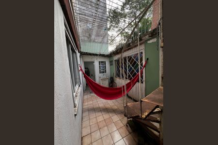 Apartamento à venda com 100m², 2 quartos e sem vagaÁrea externa