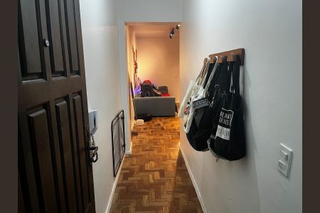 Apartamento à venda com 100m², 2 quartos e sem vagaSala