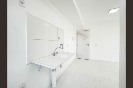Apartamento para alugar com 45m², 2 quartos e 1 vaga Apartamento para alugar com 45m², 2 quartos e 1 vagaCozinha e Área de Serviço