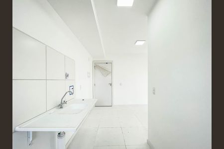 Apartamento para alugar com 45m², 2 quartos e 1 vaga Apartamento para alugar com 45m², 2 quartos e 1 vagaCozinha e Área de Serviço